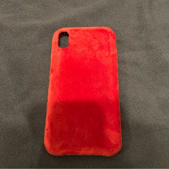 Velvet Phone Case Set - Black and Red - Picture 4 of 5